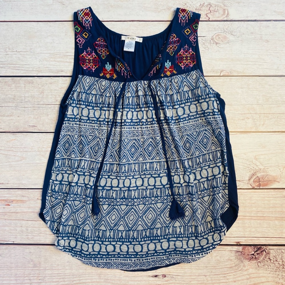 📌Esley • Sleeveless Top